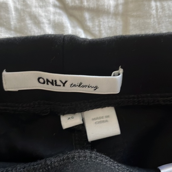 Biker shorts for women - ONLY - Picture 2 of 3